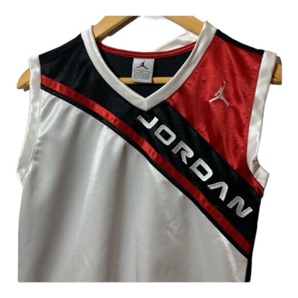 JORDAN Jumpman VINTAGE Jersey Tank in Red/Black/White - Picture 4 of 7